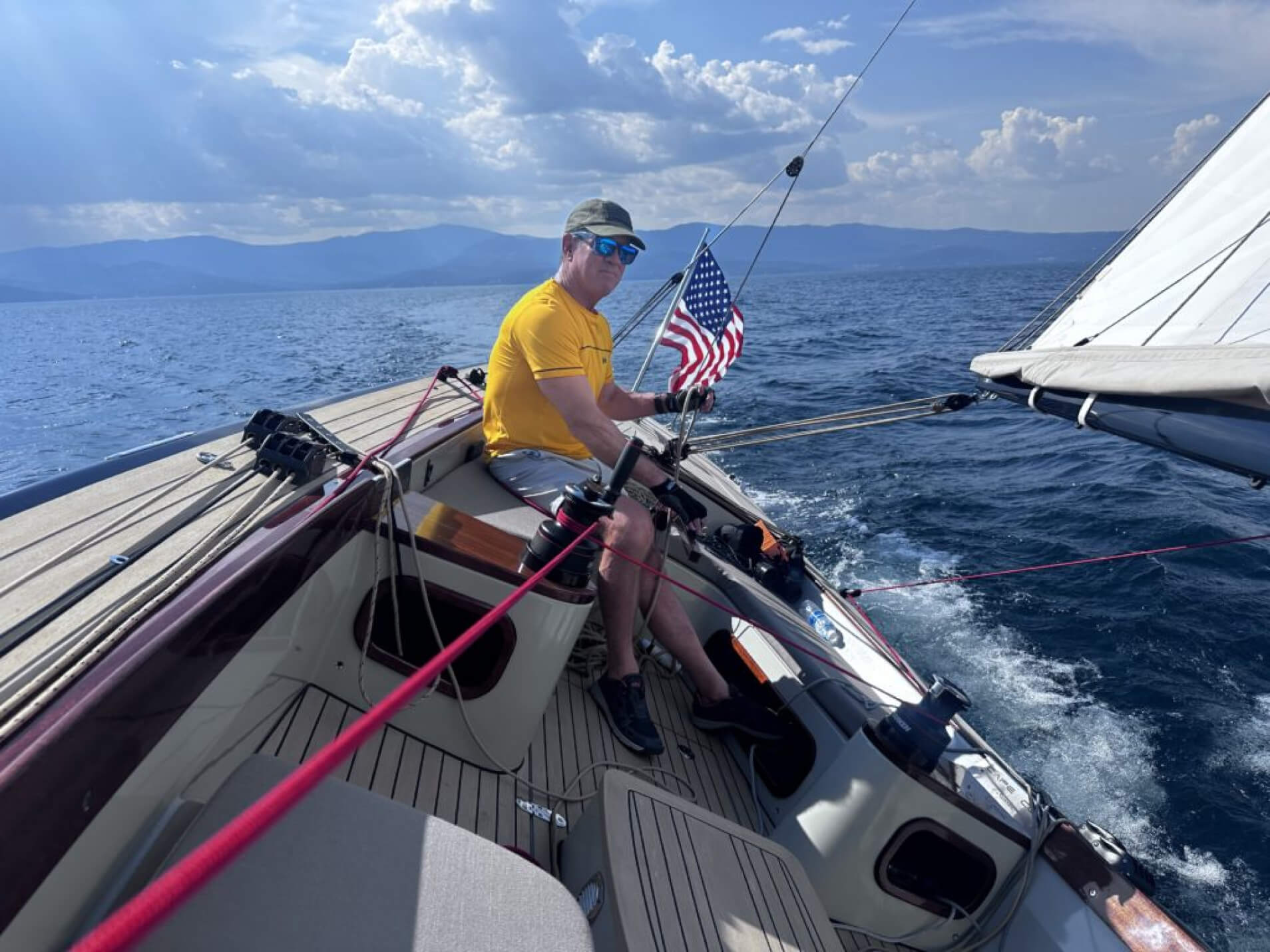 cape cod 896 - Photo DR et Yachting Classique